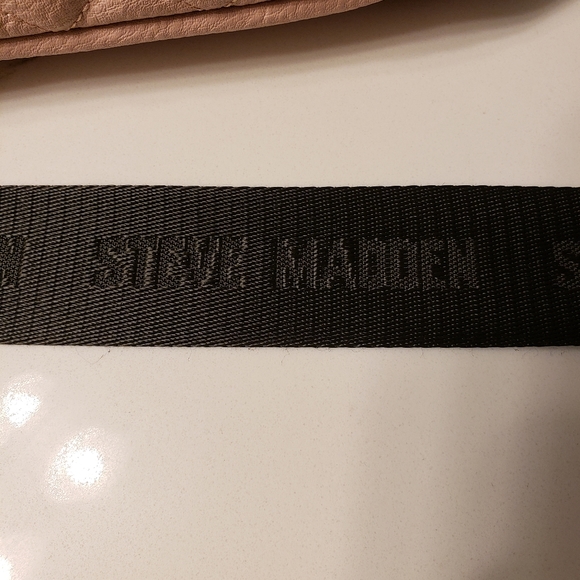 Steve Madden Crossbody - Picture 6 of 7